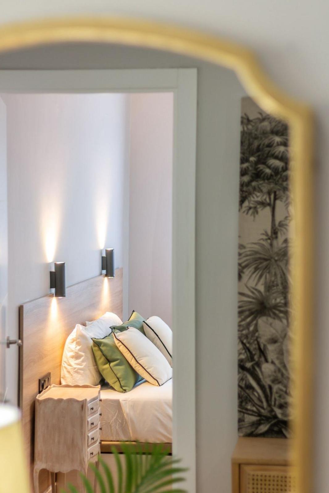 Cervantes Luxury Apartment มาลากา ภายนอก รูปภาพ
