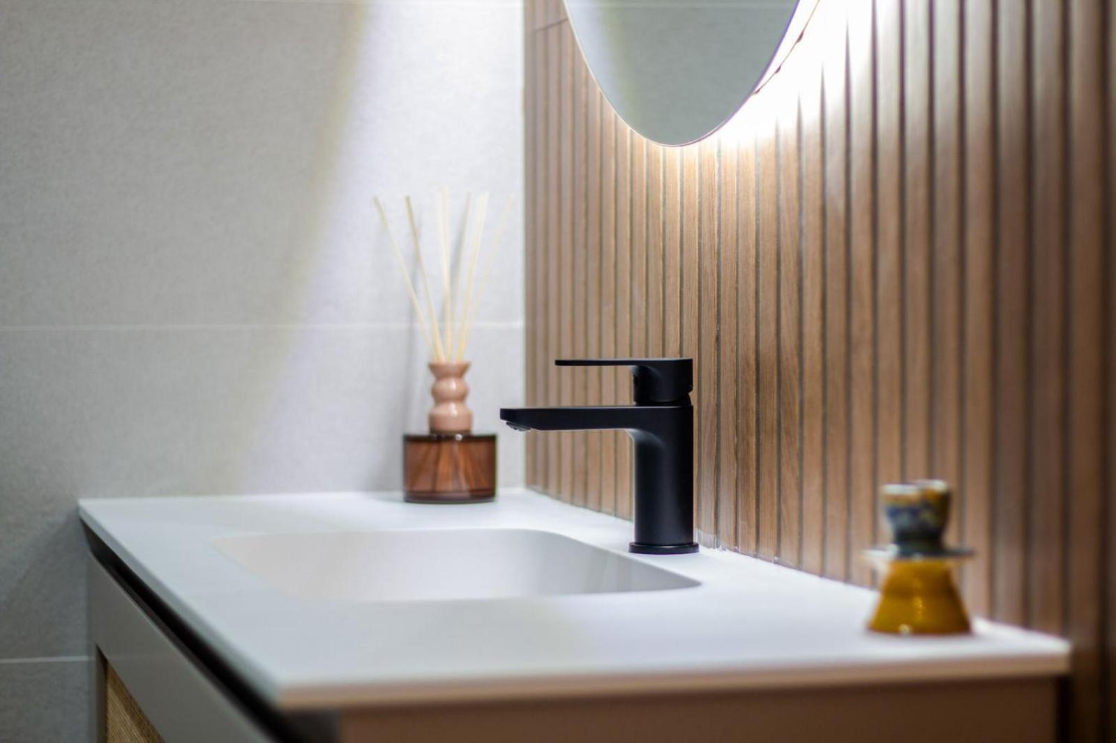 Cervantes Luxury Apartment มาลากา ภายนอก รูปภาพ